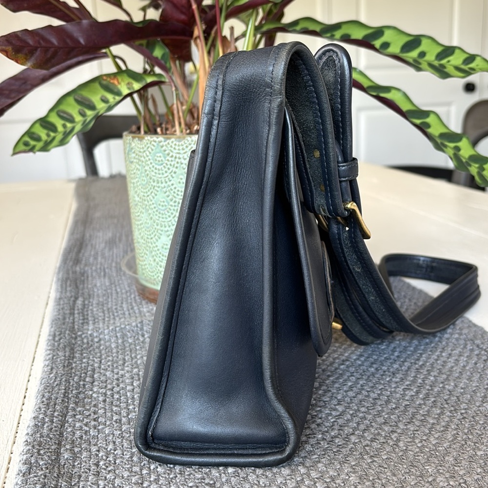 Vintage Coach Shelbourne #9038 in Navy - Picture 5 of 15